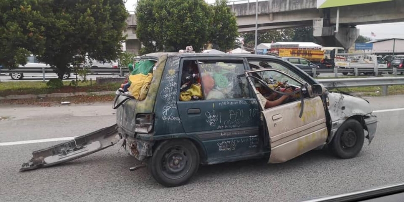 大马网民把「Perodua最佳战车」P成广告图！