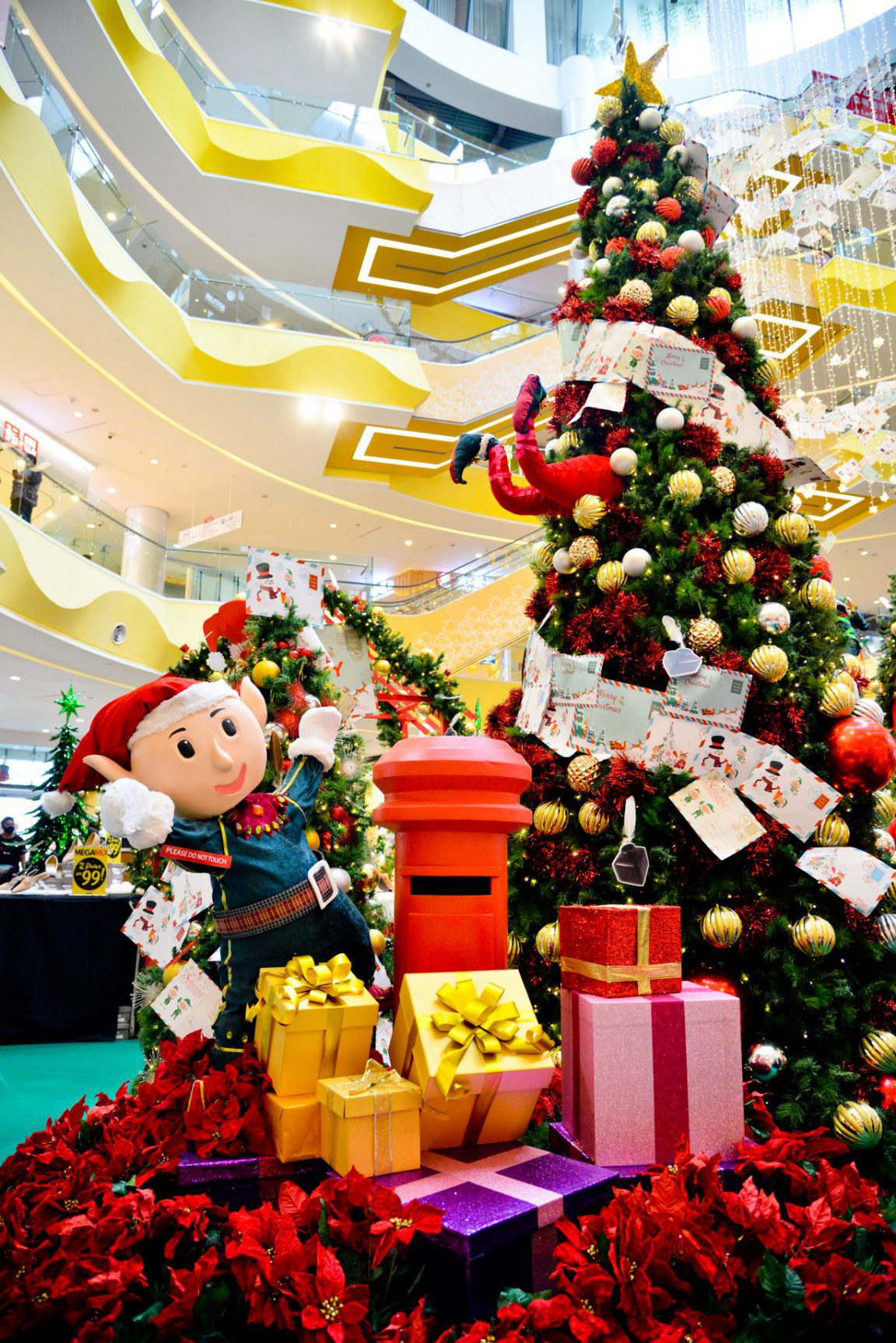 2020年各大购物商场圣诞节装饰排行榜！你觉得哪一家商场的圣诞装饰是最美的？！ – RedChili21